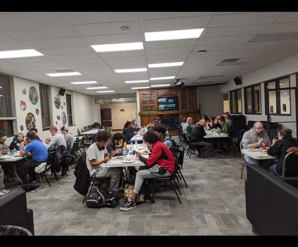 Thanksgiving Dinner with Faculty and Staff.